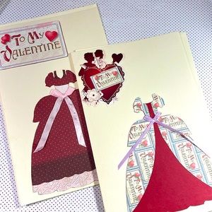 2 valentines cards with envelopes